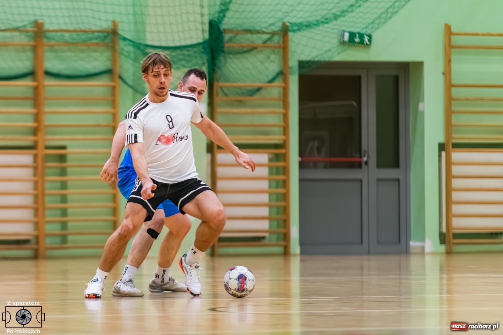 Zdjęcie w galerii na portalu naszraciborz.pl: Futsalowe dreszczowce w hali przy Łąkowej [FOTO] wiadomości z regionu