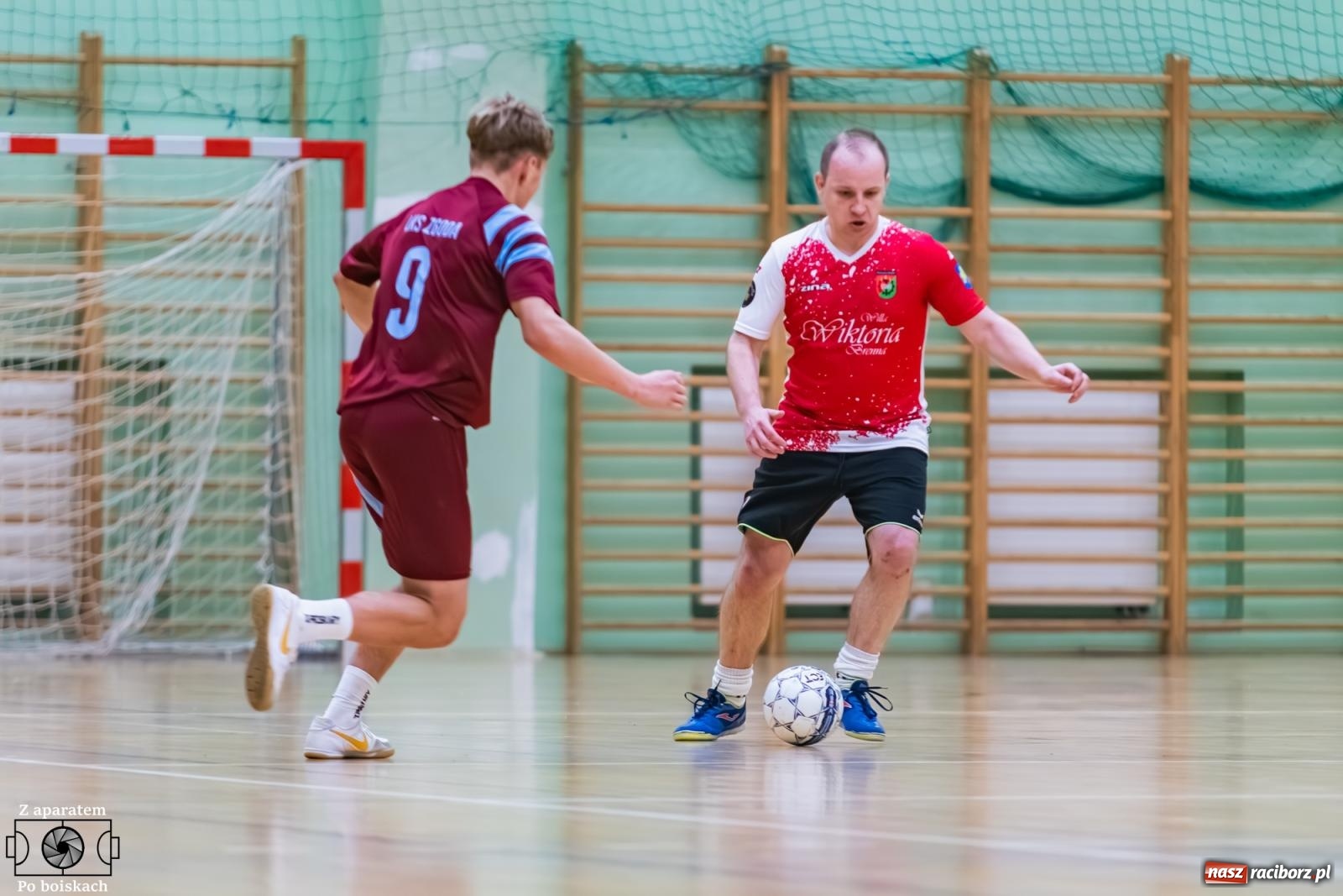 Zdjęcie w galerii na portalu naszraciborz.pl: Futsalowe dreszczowce w hali przy Łąkowej [FOTO] wiadomości z regionu