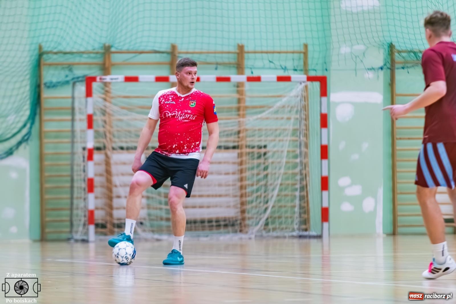 Zdjęcie w galerii na portalu naszraciborz.pl: Futsalowe dreszczowce w hali przy Łąkowej [FOTO] wiadomości z regionu