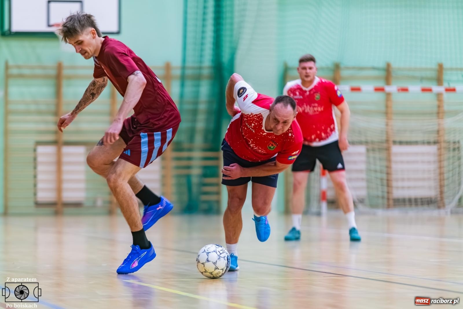 Zdjęcie w galerii na portalu naszraciborz.pl: Futsalowe dreszczowce w hali przy Łąkowej [FOTO] wiadomości z regionu