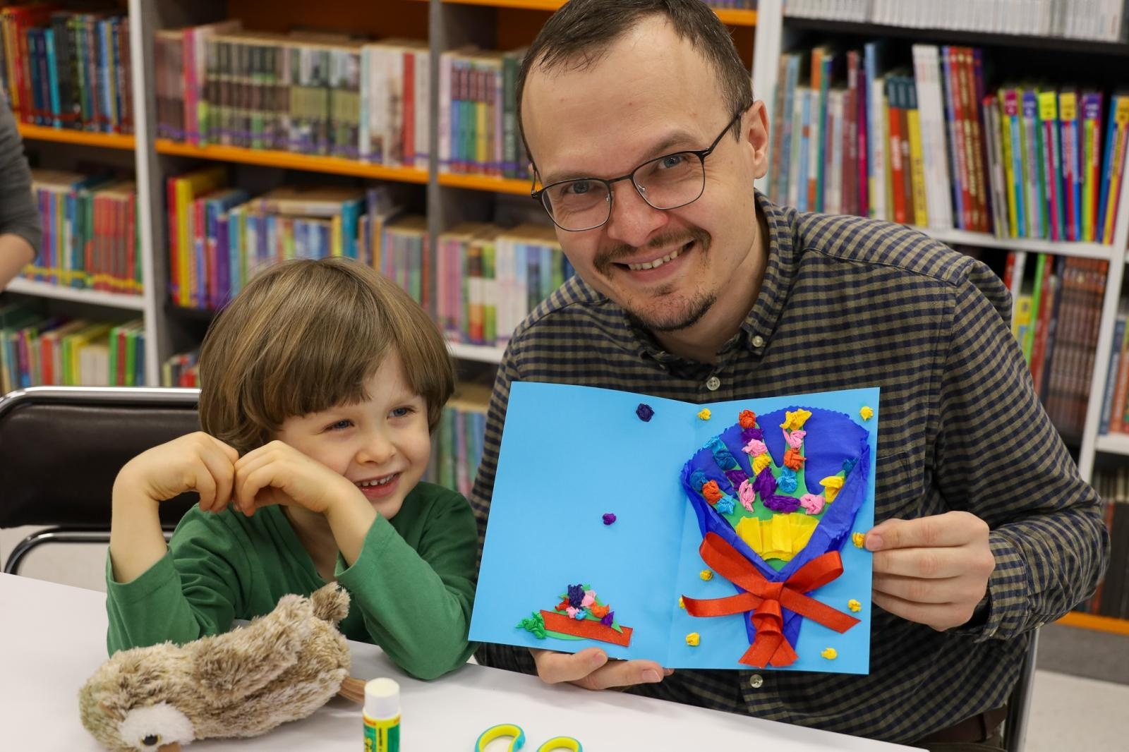 Zdjęcie w galerii na portalu naszraciborz.pl: Biblioteka zaprasza na styczniowe spotkanie Klubu Ojca wiadomości z regionu