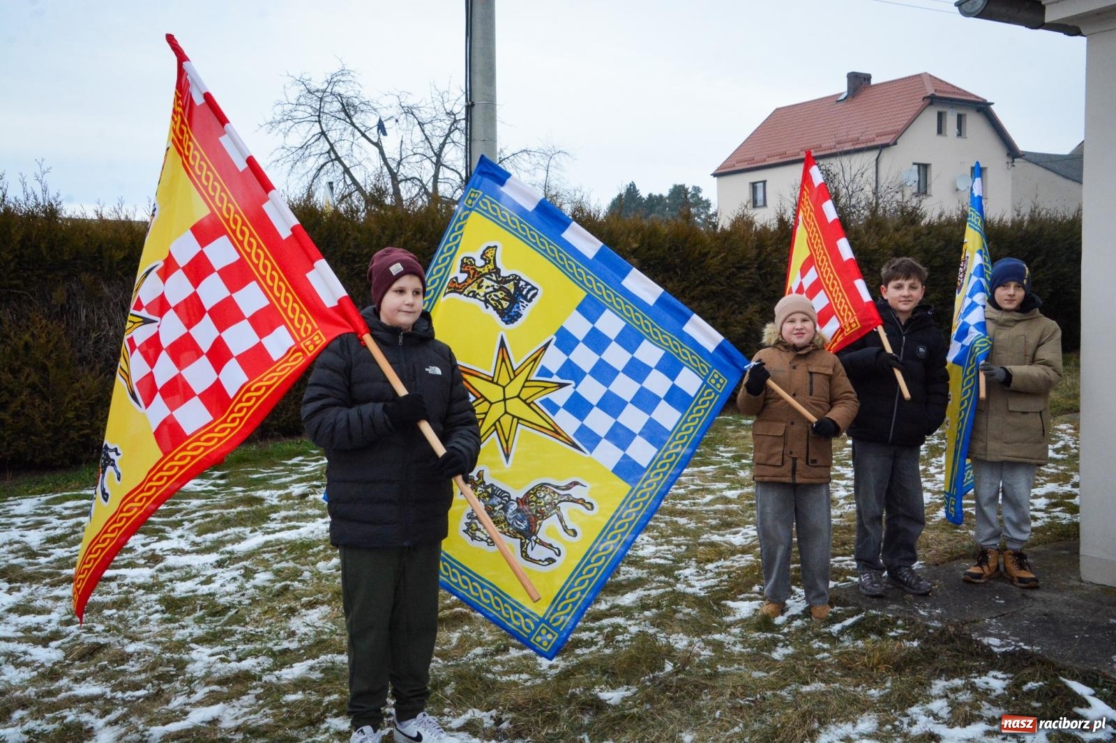 Zdjęcie w galerii na portalu naszraciborz.pl: Krzanowice dołączyły do Orszaków Trzech Króli w powiecie raciborskim [FOTO i WIDEO] wiadomości z regionu