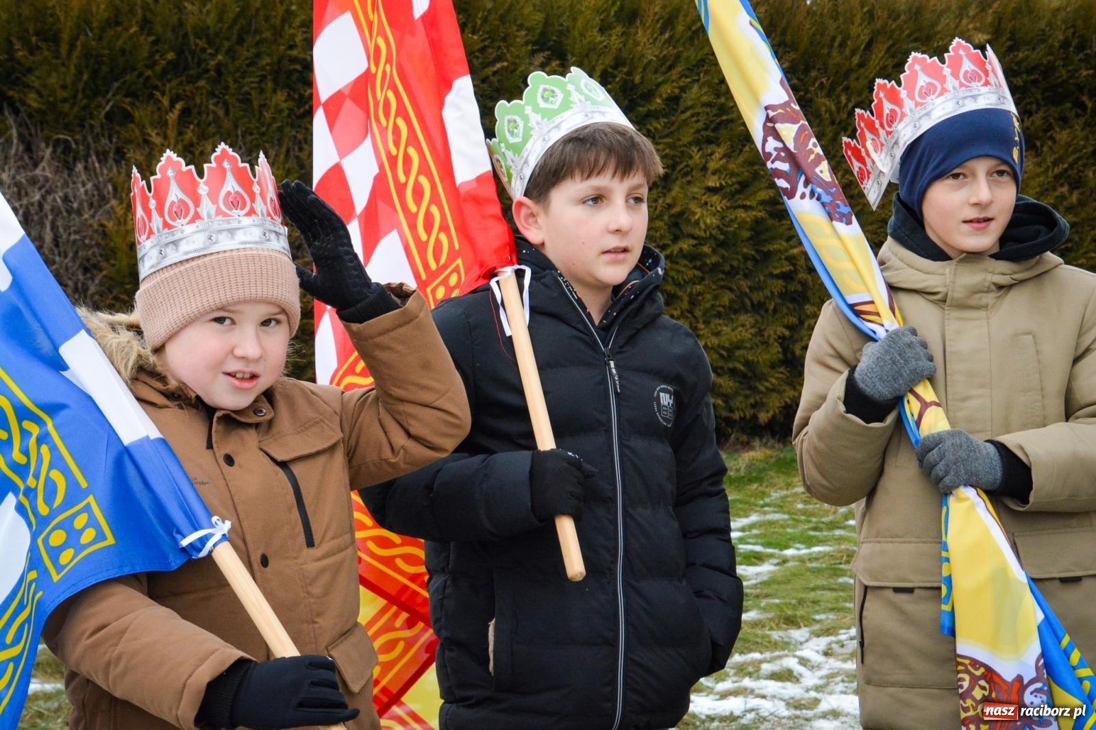 Zdjęcie w galerii na portalu naszraciborz.pl: Krzanowice dołączyły do Orszaków Trzech Króli w powiecie raciborskim [FOTO i WIDEO] wiadomości z regionu