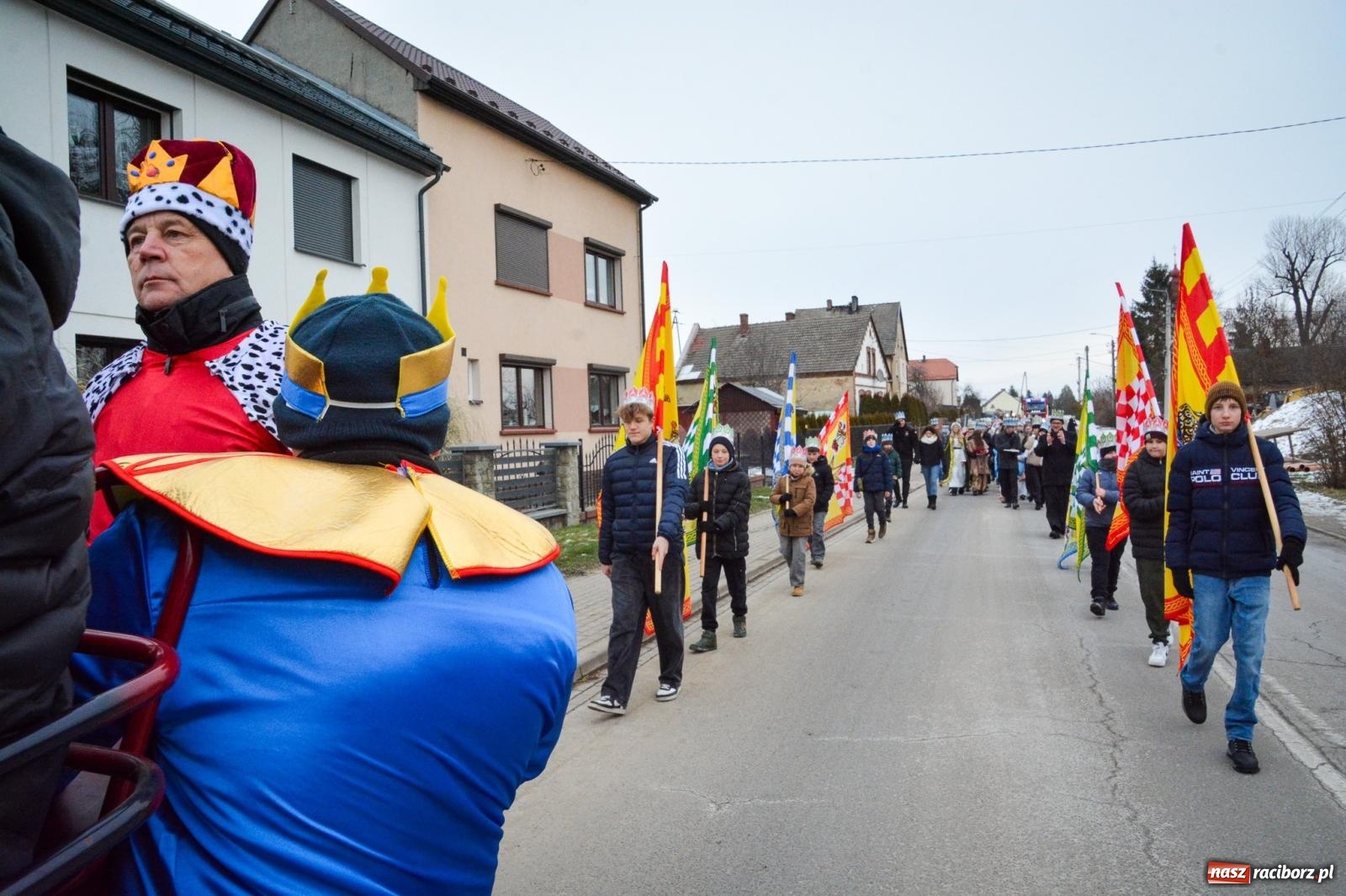 Zdjęcie w galerii na portalu naszraciborz.pl: Krzanowice dołączyły do Orszaków Trzech Króli w powiecie raciborskim [FOTO i WIDEO] wiadomości z regionu