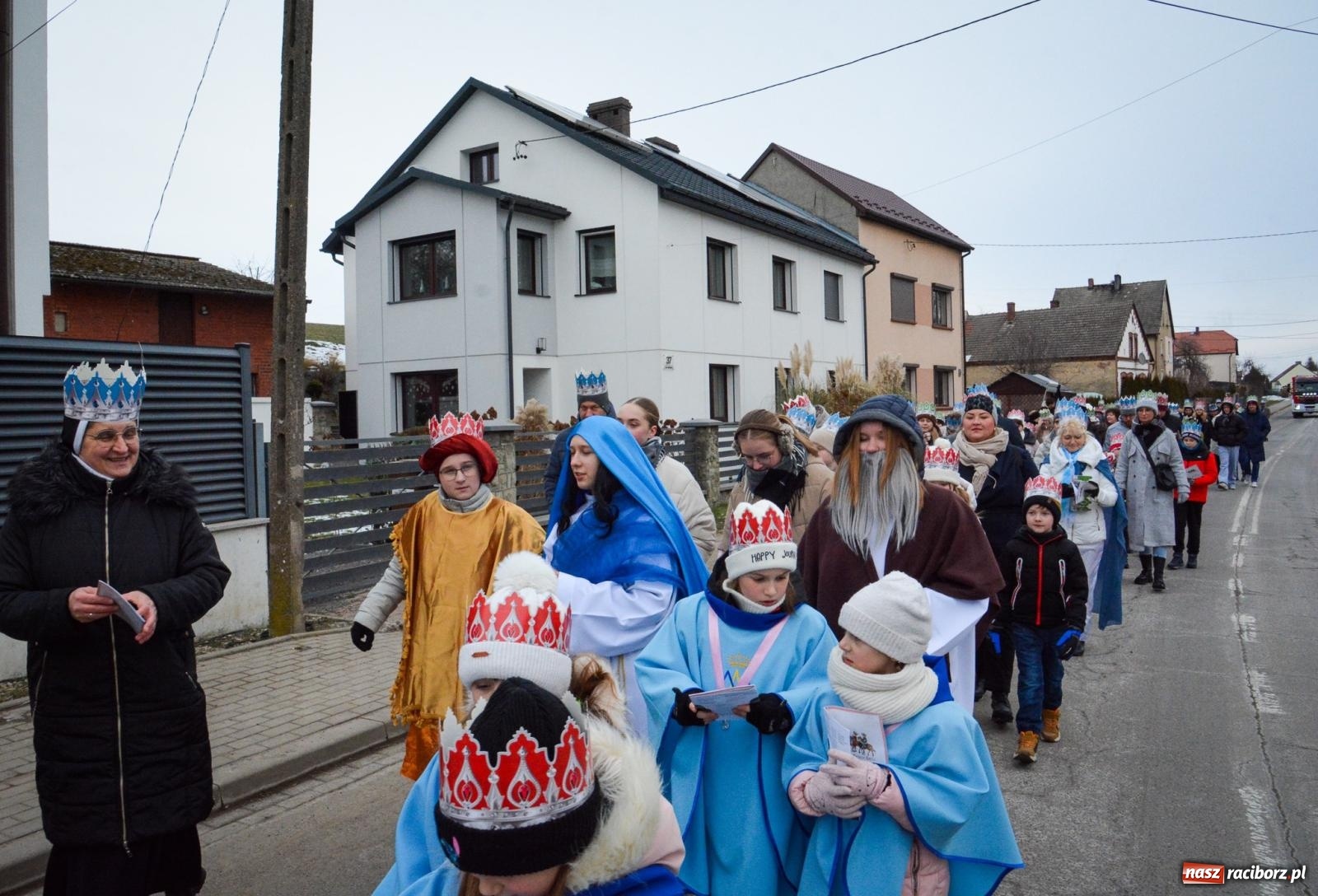 Zdjęcie w galerii na portalu naszraciborz.pl: Krzanowice dołączyły do Orszaków Trzech Króli w powiecie raciborskim [FOTO i WIDEO] wiadomości z regionu