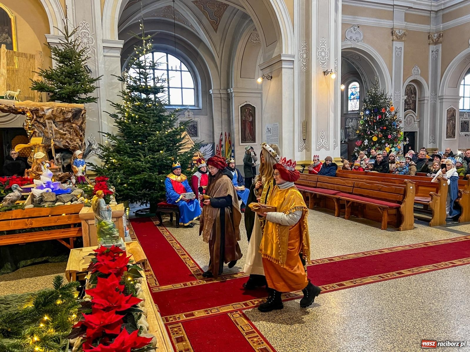 Zdjęcie w galerii na portalu naszraciborz.pl: Krzanowice dołączyły do Orszaków Trzech Króli w powiecie raciborskim [FOTO i WIDEO] wiadomości z regionu