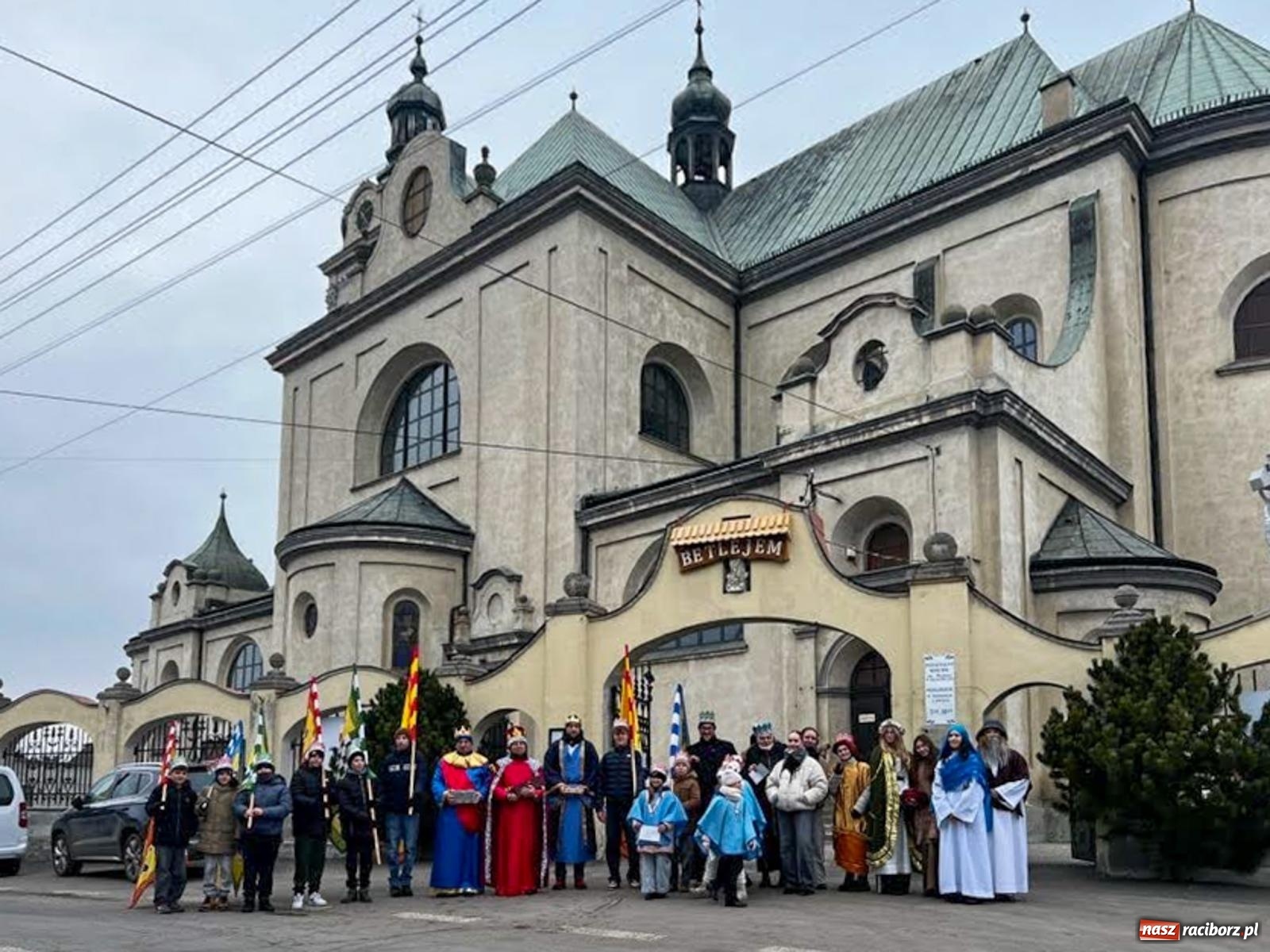 Zdjęcie w galerii na portalu naszraciborz.pl: Krzanowice dołączyły do Orszaków Trzech Króli w powiecie raciborskim [FOTO i WIDEO] wiadomości z regionu