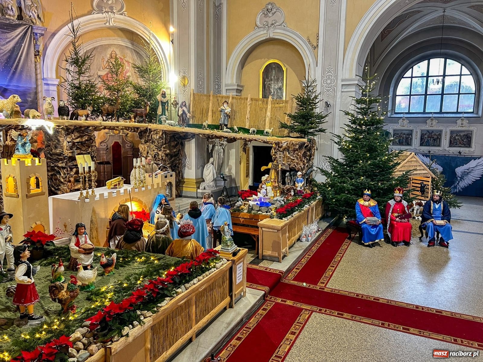 Zdjęcie w galerii na portalu naszraciborz.pl: Krzanowice dołączyły do Orszaków Trzech Króli w powiecie raciborskim [FOTO i WIDEO] wiadomości z regionu