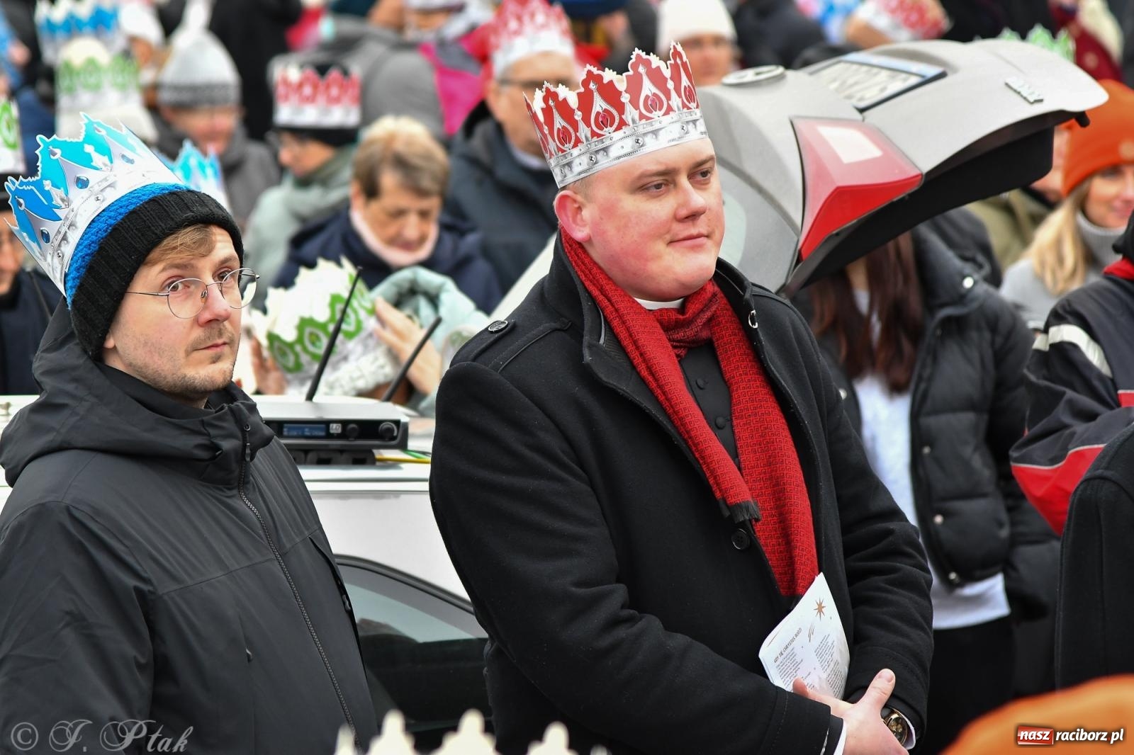 Zdjęcie w galerii na portalu naszraciborz.pl: Orszak Trzech Króli przeszedł nową trasą ulicami Raciborza [FOTO i WIDEO] wiadomości z regionu