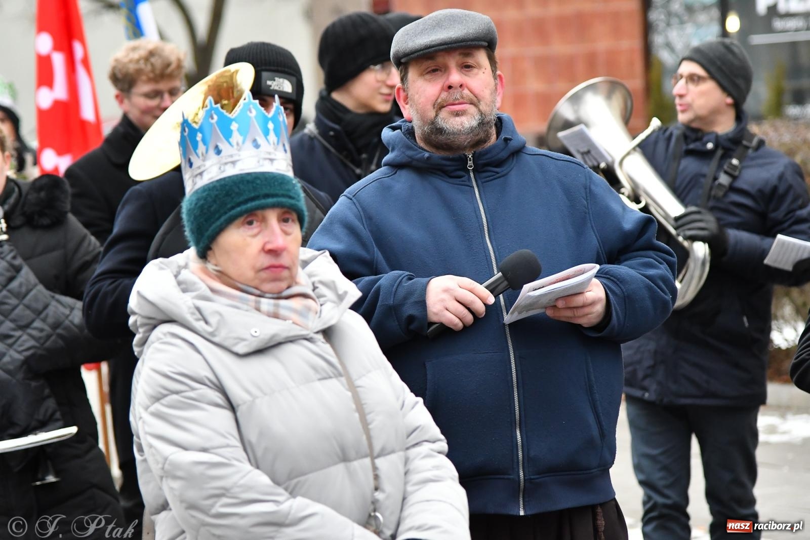 Zdjęcie w galerii na portalu naszraciborz.pl: Orszak Trzech Króli przeszedł nową trasą ulicami Raciborza [FOTO i WIDEO] wiadomości z regionu
