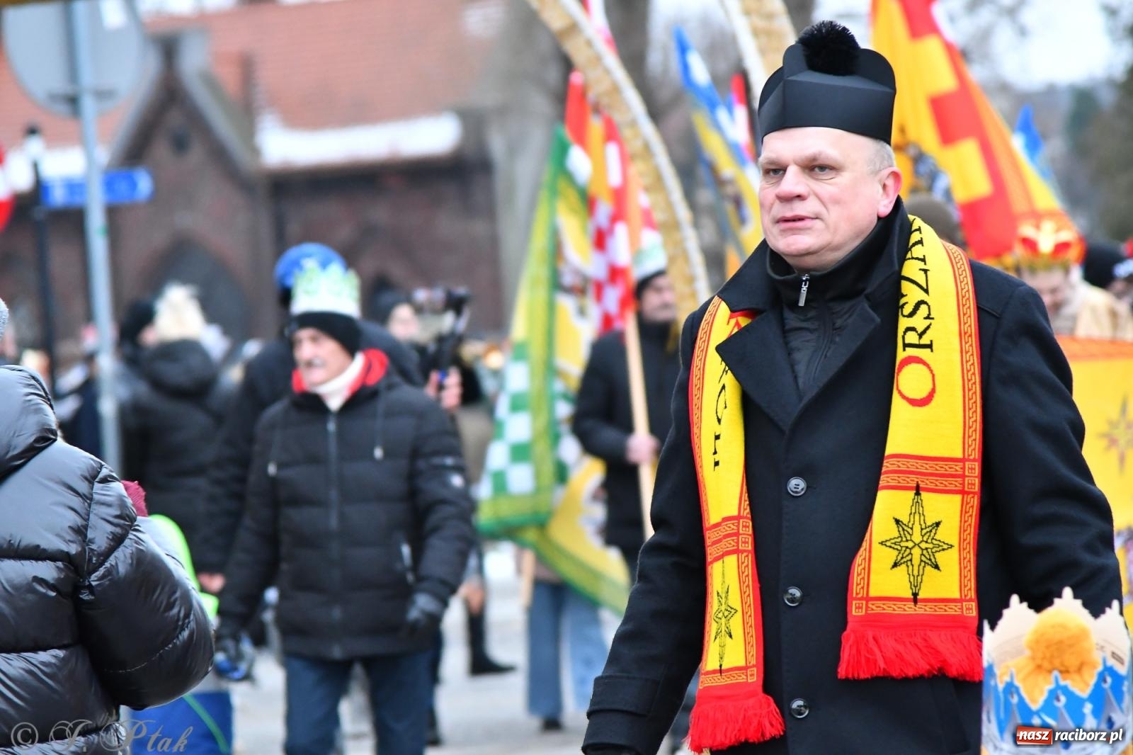 Zdjęcie w galerii na portalu naszraciborz.pl: Orszak Trzech Króli przeszedł nową trasą ulicami Raciborza [FOTO i WIDEO] wiadomości z regionu