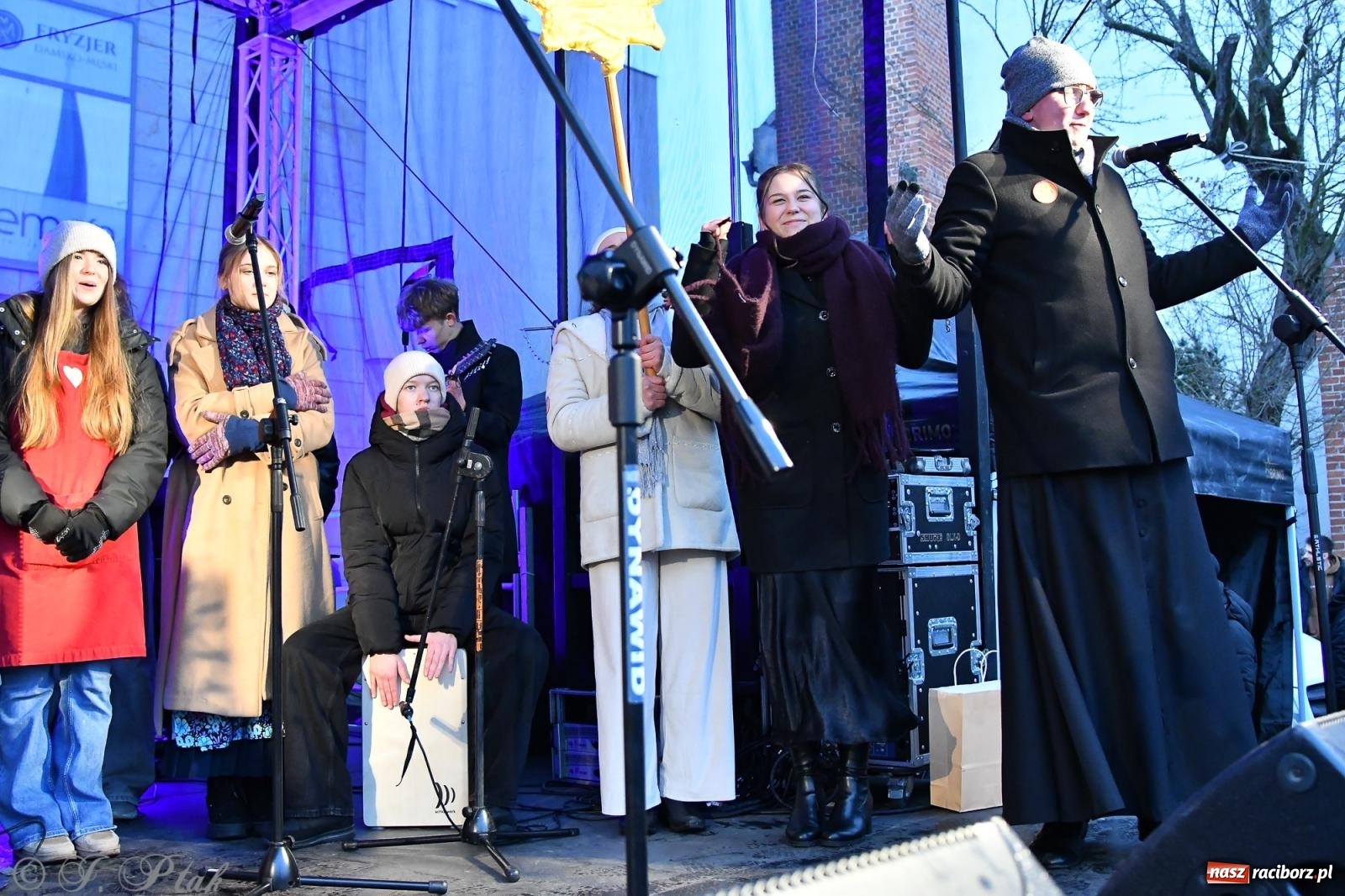 Zdjęcie w galerii na portalu naszraciborz.pl: Orszak Trzech Króli przeszedł nową trasą ulicami Raciborza [FOTO i WIDEO] wiadomości z regionu