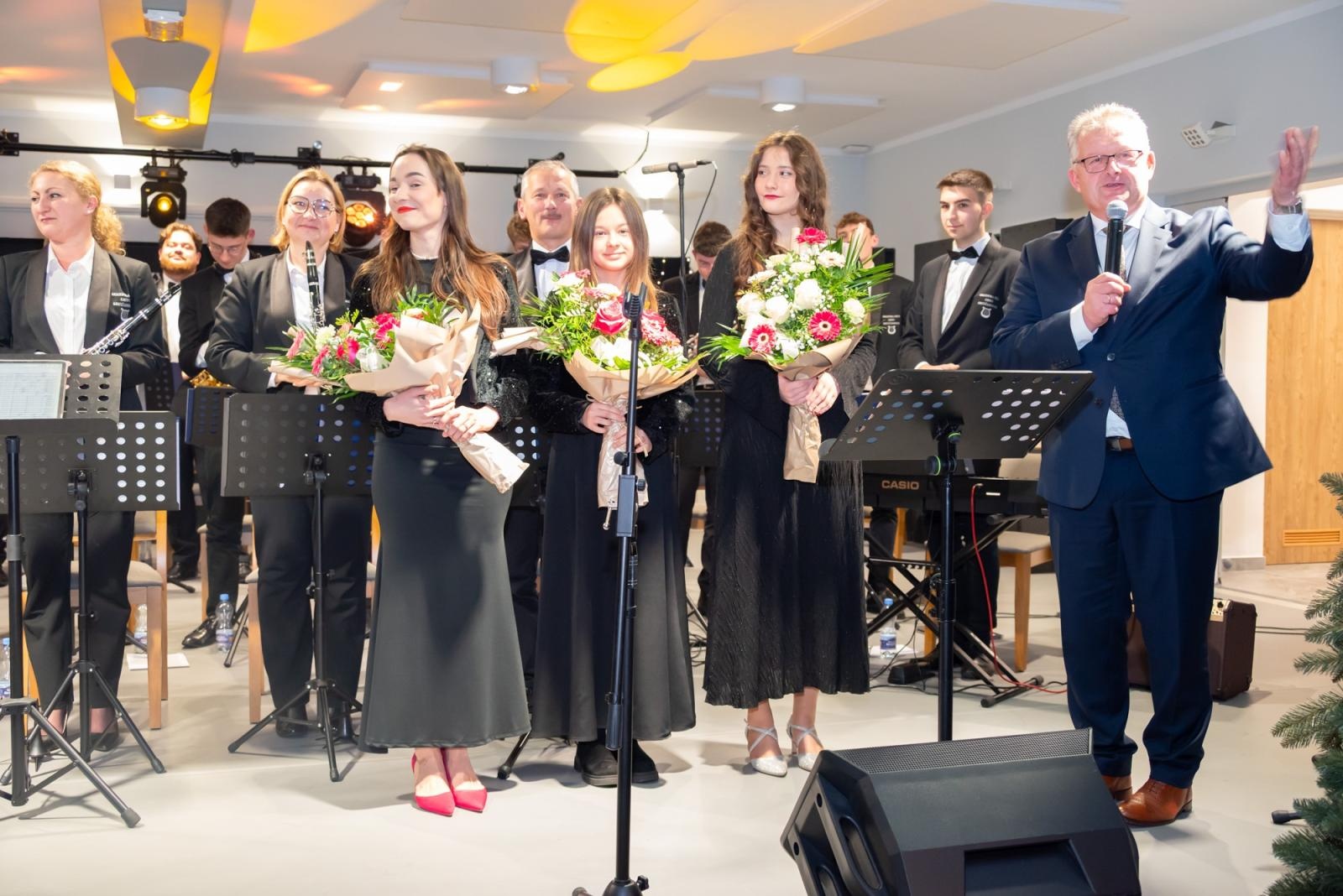 Zdjęcie w galerii na portalu naszraciborz.pl: Koncert Noworoczny Gminy Krzyżanowice w Tworkowie [FOTO i WIDEO] wiadomości z regionu