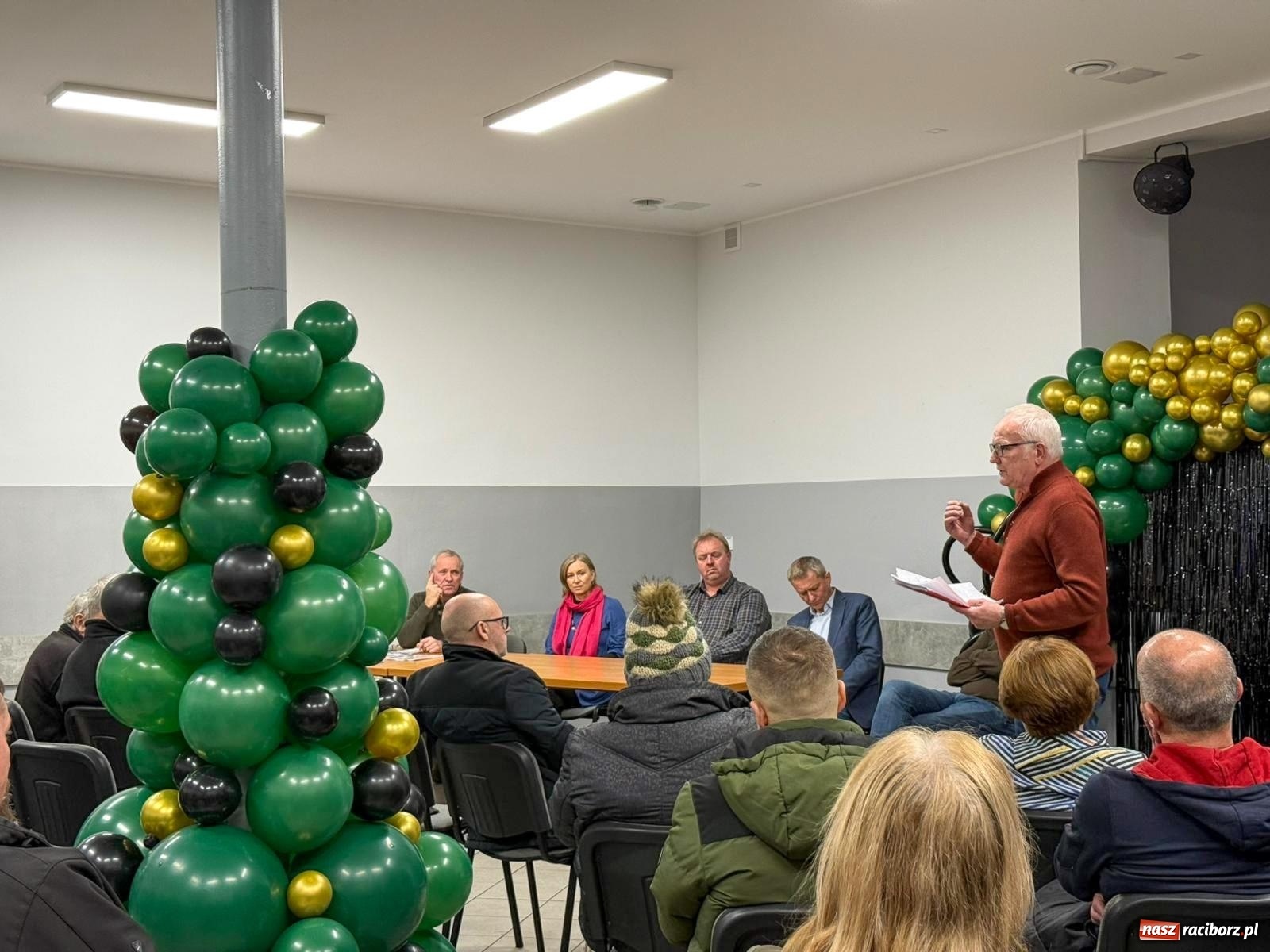 Zdjęcie w galerii na portalu naszraciborz.pl: Mieszkańcy Brzezia skierują petycję do władz miasta - piątkowe spotkanie w remizie OSP wiadomości z regionu