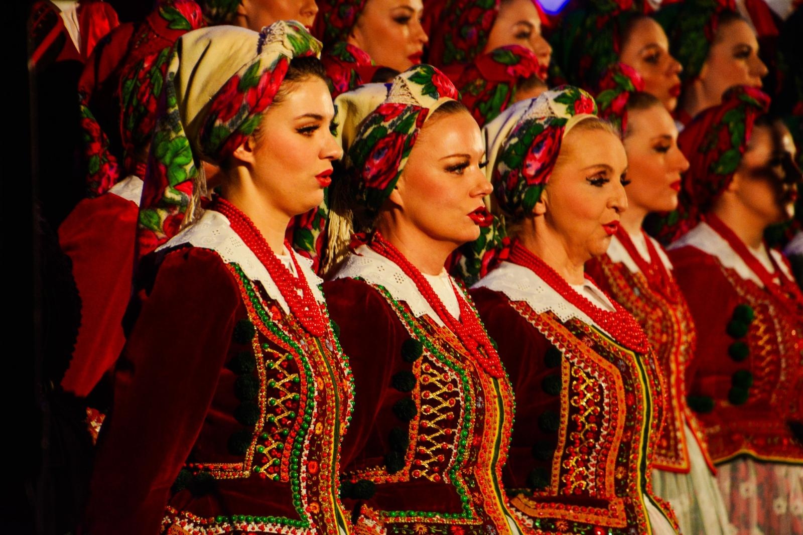 Zdjęcie w galerii na portalu naszraciborz.pl: Cicha noc Zespołu Śląsk zabrzmiała w Raciborzu [FOTO i WIDEO] wiadomości z regionu