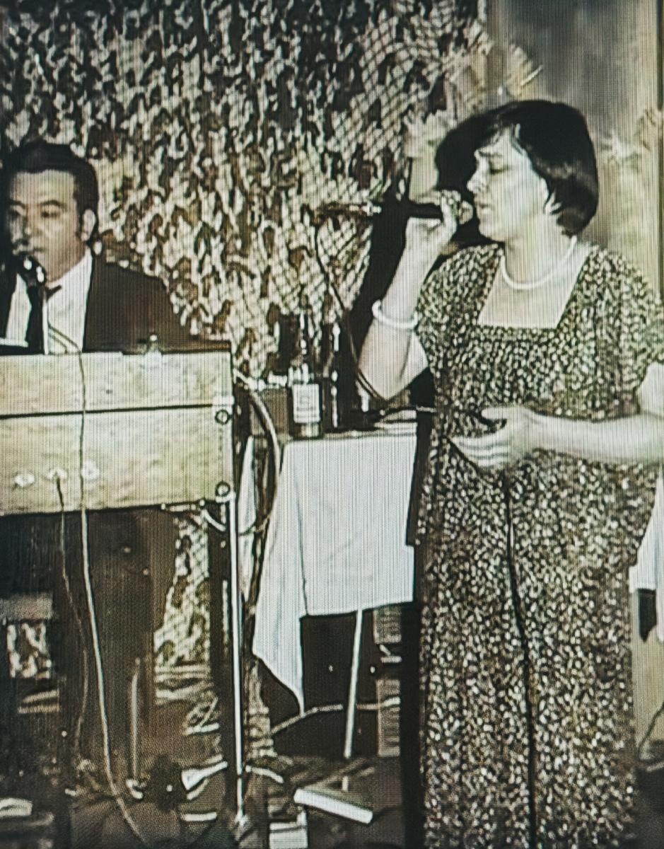 Zdjęcie w galerii na portalu naszraciborz.pl: Małgorzata Piastowska z Raciborza z czterema fotelami w The Voice Senior [WIDEO] wiadomości z regionu