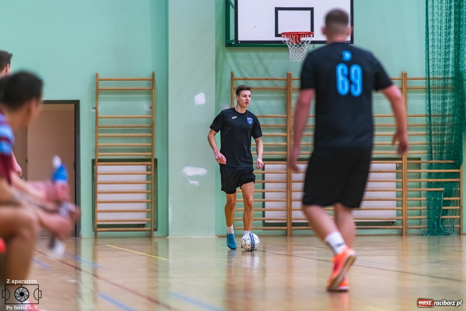 Zdjęcie w galerii na portalu naszraciborz.pl: Futsal: Niedzielny maraton w HLPN [FOTO] wiadomości z regionu