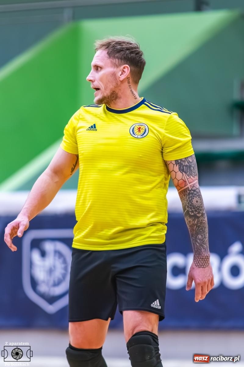 Zdjęcie w galerii na portalu naszraciborz.pl: Futsal: Niedzielny maraton w HLPN [FOTO] wiadomości z regionu