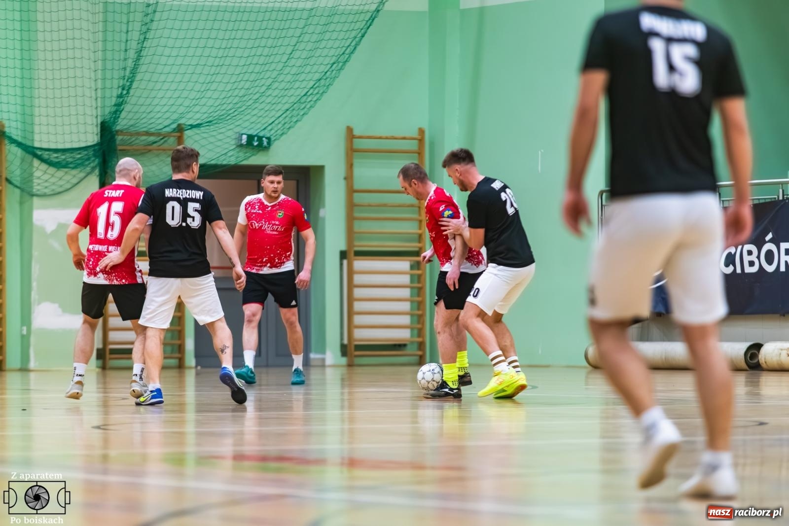 Zdjęcie w galerii na portalu naszraciborz.pl: Futsal: Niedzielny maraton w HLPN [FOTO] wiadomości z regionu