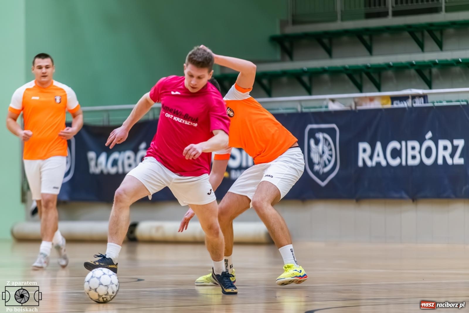 Zdjęcie w galerii na portalu naszraciborz.pl: Futsal: Niedzielny maraton w HLPN [FOTO] wiadomości z regionu