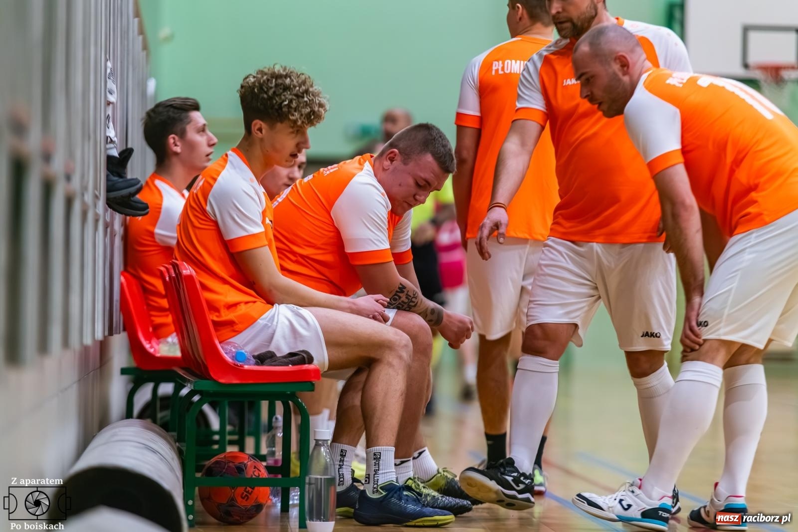 Zdjęcie w galerii na portalu naszraciborz.pl: Futsal: Niedzielny maraton w HLPN [FOTO] wiadomości z regionu