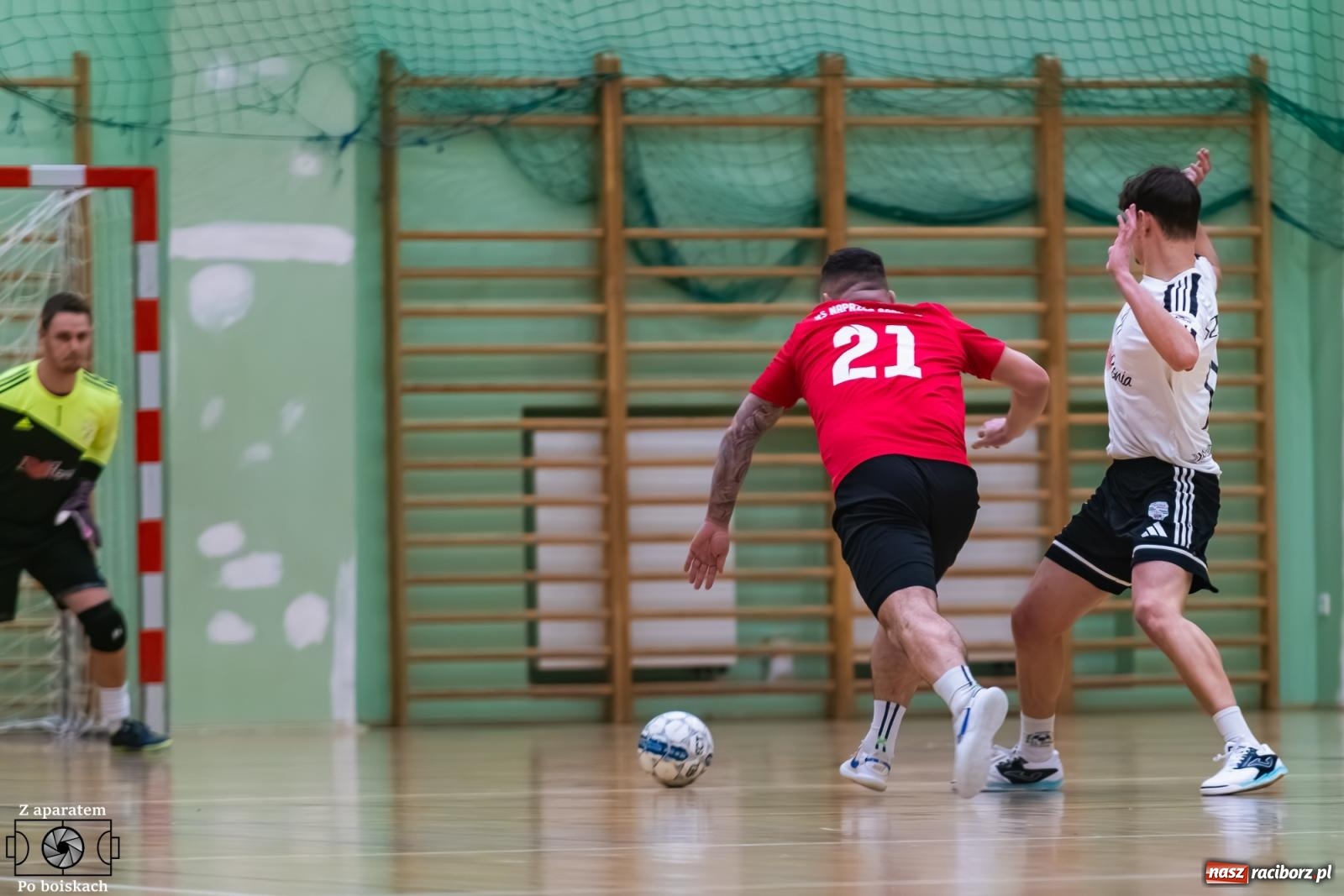 Zdjęcie w galerii na portalu naszraciborz.pl: Futsal: Niedzielny maraton w HLPN [FOTO] wiadomości z regionu