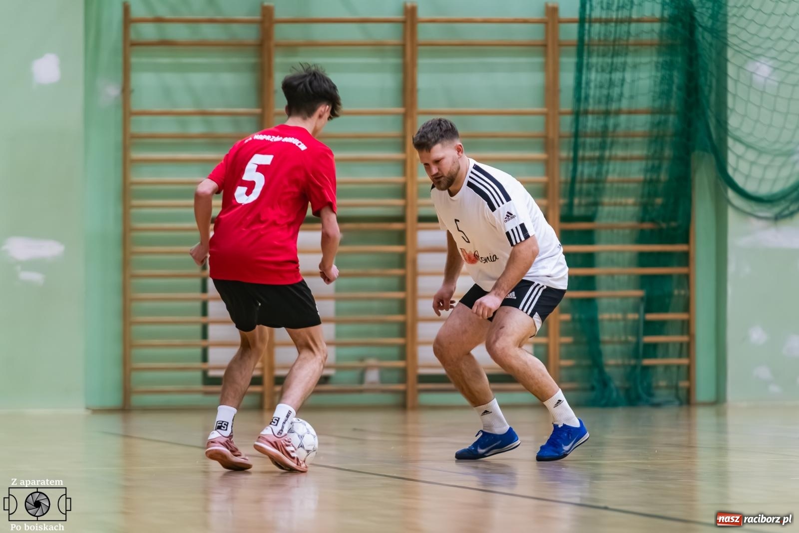 Zdjęcie w galerii na portalu naszraciborz.pl: Futsal: Niedzielny maraton w HLPN [FOTO] wiadomości z regionu