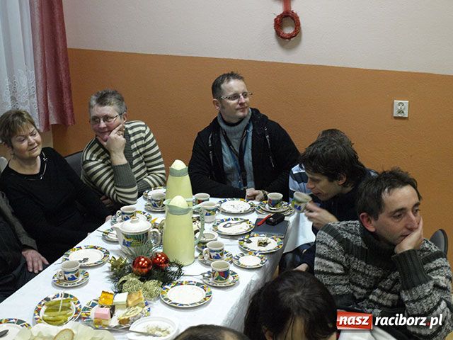 Zdjęcie w galerii na portalu naszraciborz.pl: Tajemniczy sponsor wiadomości z regionu