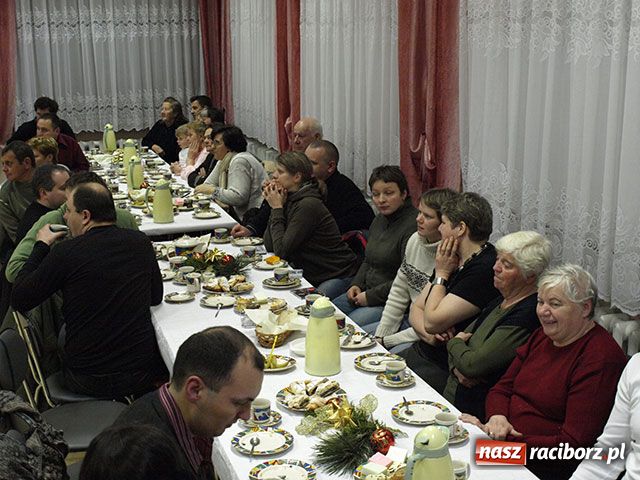 Zdjęcie w galerii na portalu naszraciborz.pl: Tajemniczy sponsor wiadomości z regionu