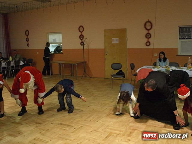 Zdjęcie w galerii na portalu naszraciborz.pl: Tajemniczy sponsor wiadomości z regionu