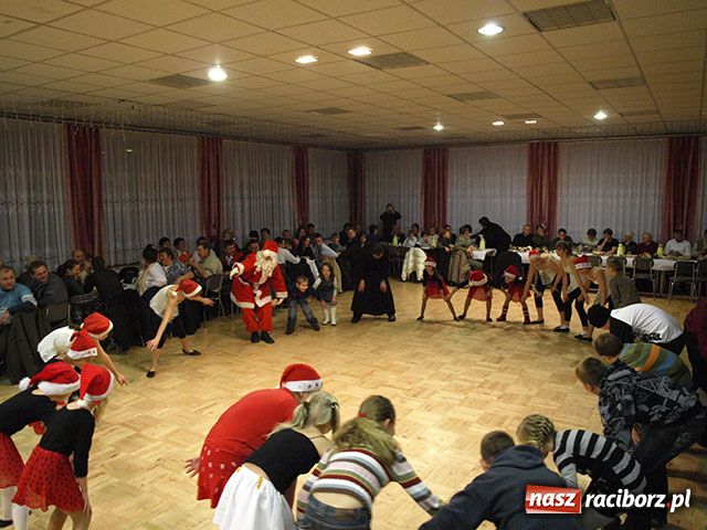 Zdjęcie w galerii na portalu naszraciborz.pl: Tajemniczy sponsor wiadomości z regionu