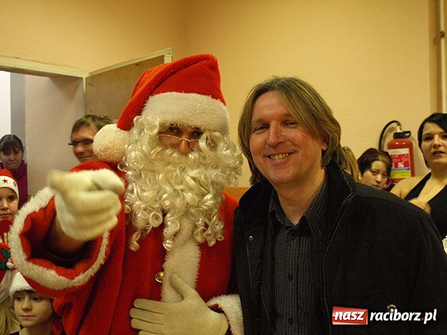 Zdjęcie w galerii na portalu naszraciborz.pl: Tajemniczy sponsor wiadomości z regionu