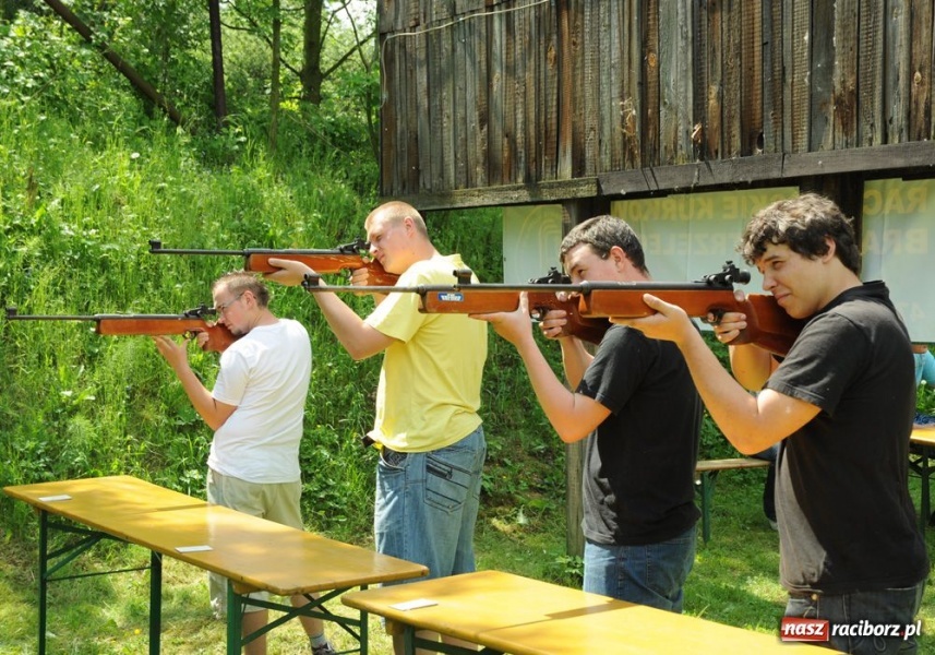 Zdjęcie w galerii na portalu naszraciborz.pl: Budowlanka najlepsza w strzelaniu wiadomości z regionu