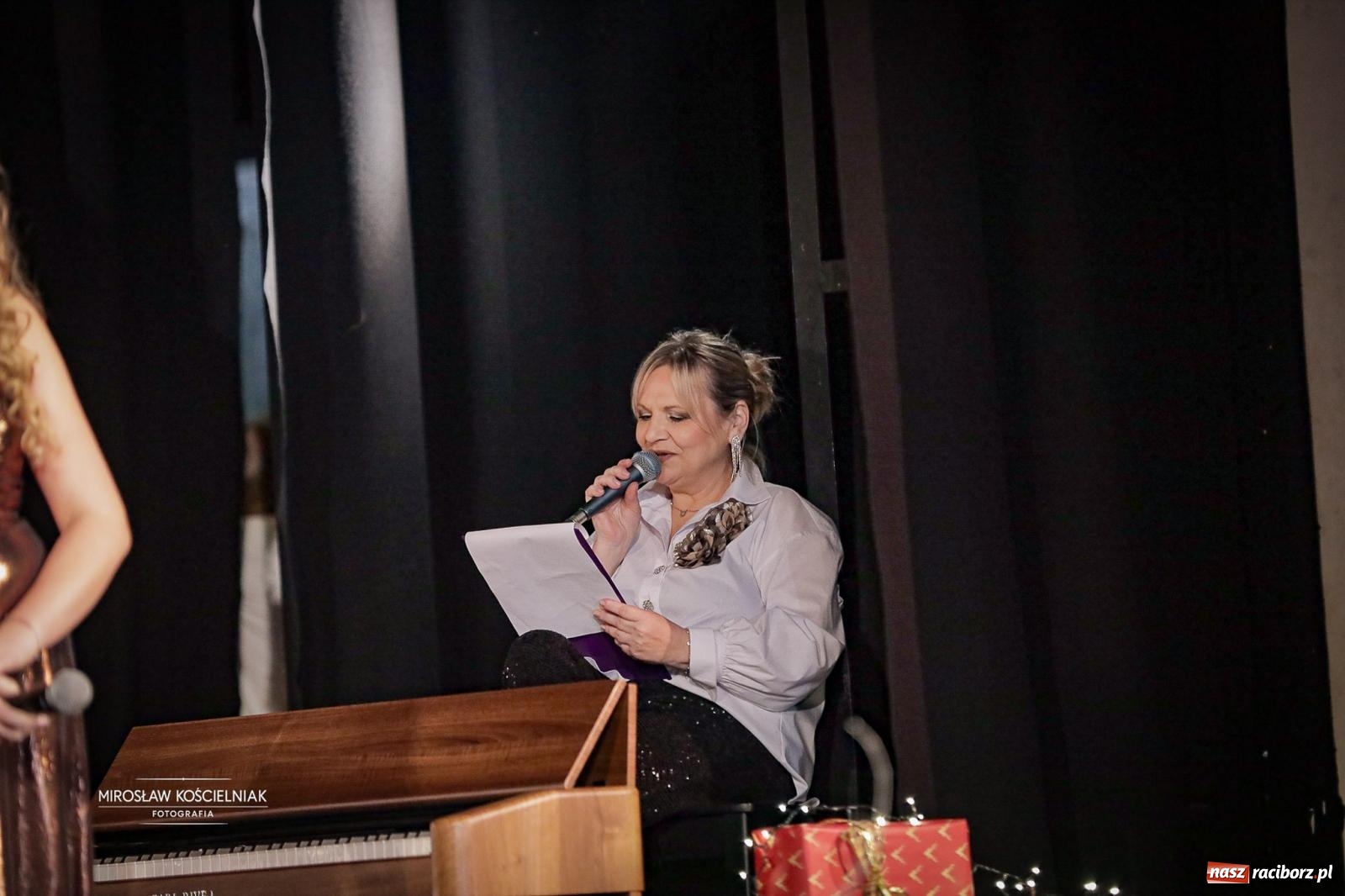 Zdjęcie w galerii na portalu naszraciborz.pl: Koncert noworoczny wychowanków Raciborskiej Fabryki Muzyki w DK Strzecha wiadomości z regionu