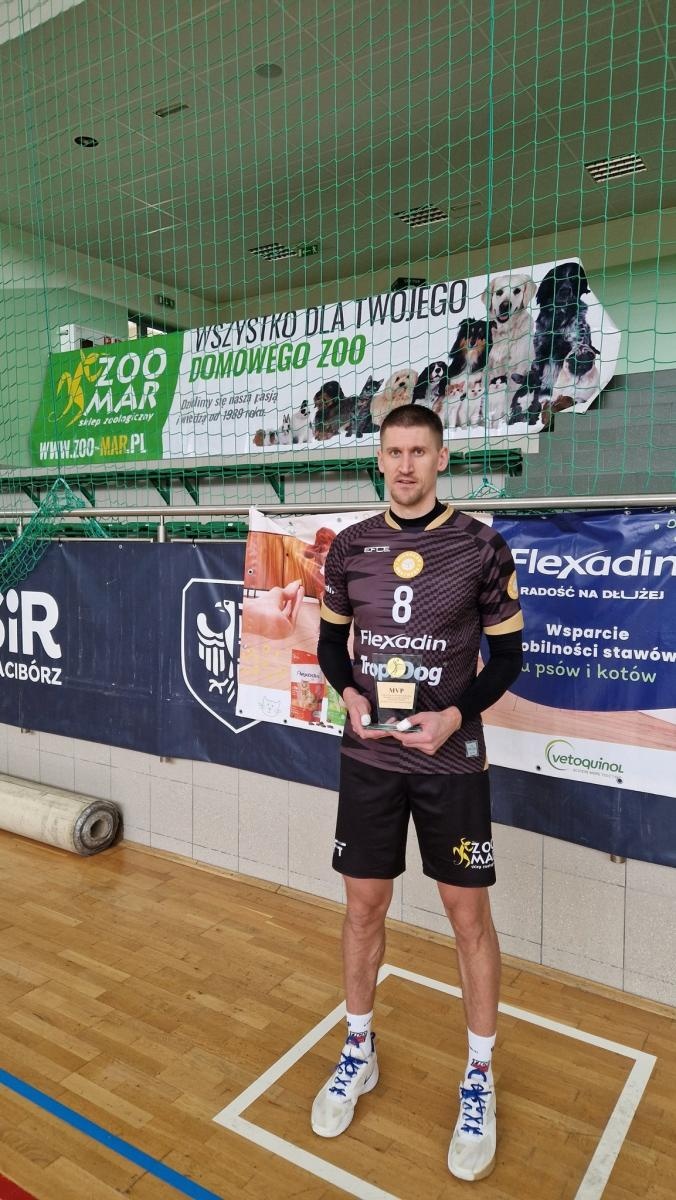 Zdjęcie w galerii na portalu naszraciborz.pl: Lunatycy sięgają po Puchar Ligi RLPS im. Bolesława Papiernika wiadomości z regionu