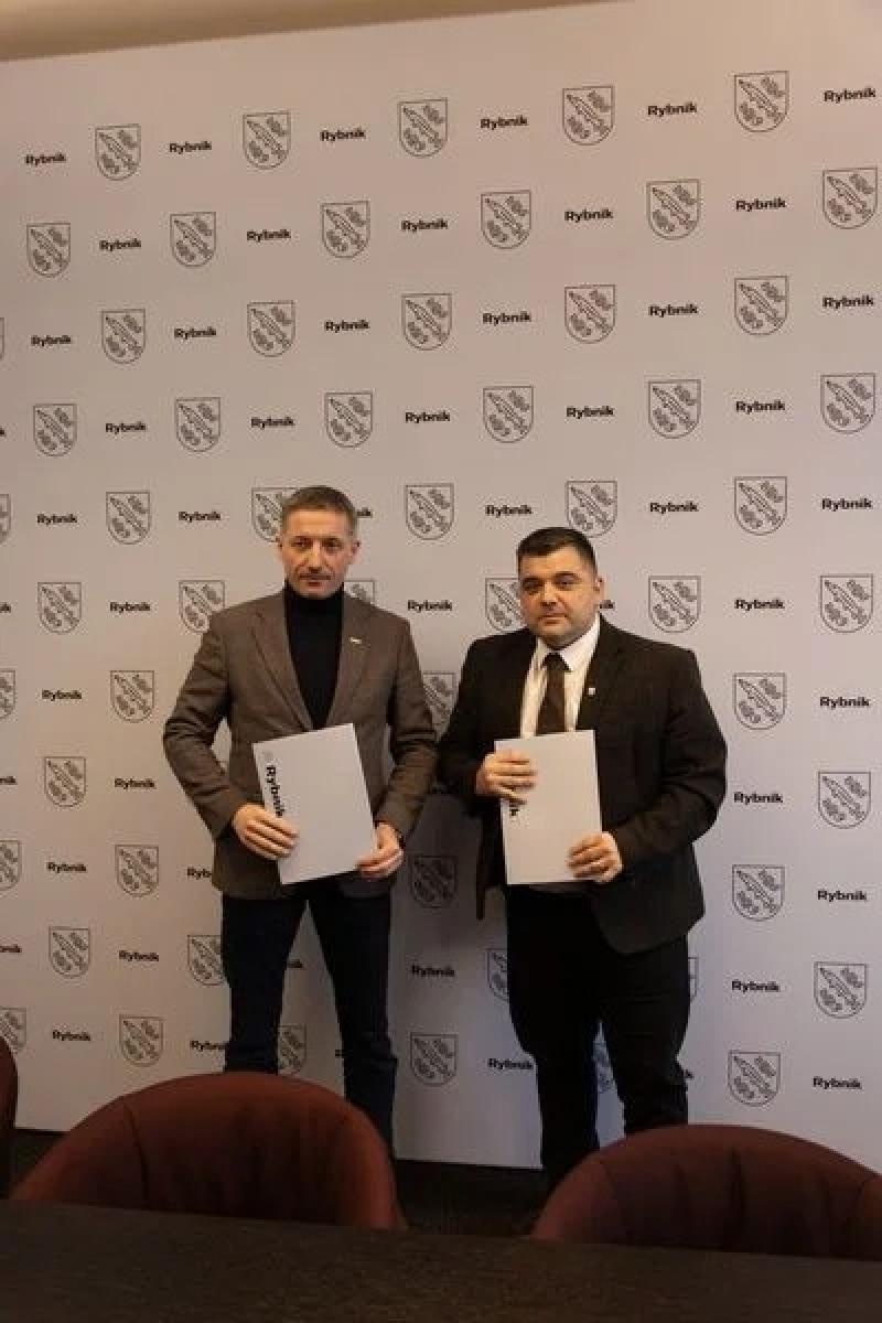 Zdjęcie w galerii na portalu naszraciborz.pl: Rybnik i Kuźnia Raciborska podpisały deklarację współpracy przeciwpowodziowej wiadomości z regionu