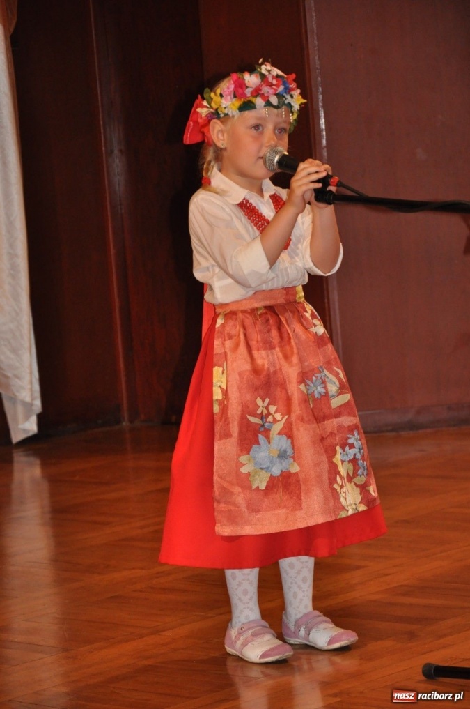 Zdjęcie w galerii na portalu naszraciborz.pl: Po śląsku o Murzynku Bambo i lokomotywie wiadomości z regionu