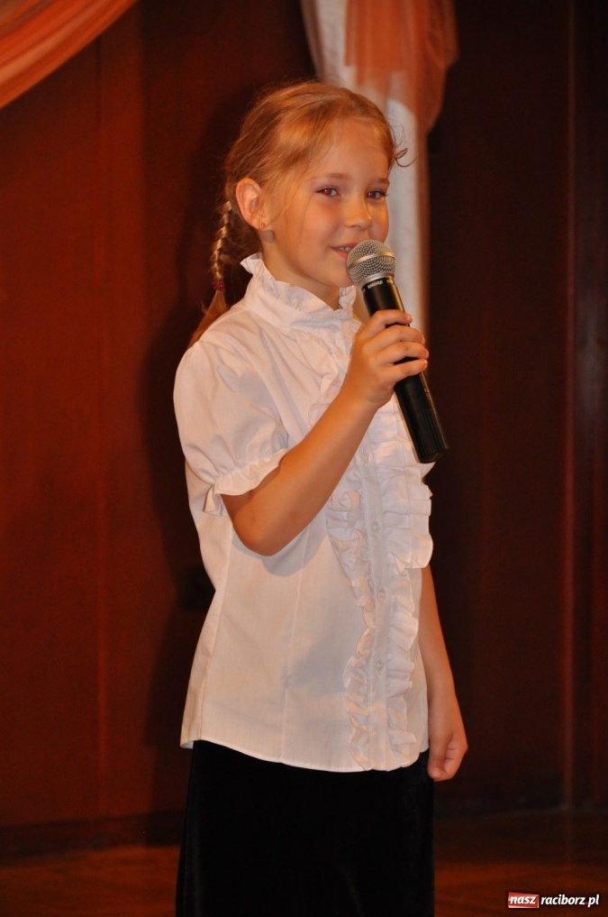 Zdjęcie w galerii na portalu naszraciborz.pl: Po śląsku o Murzynku Bambo i lokomotywie wiadomości z regionu