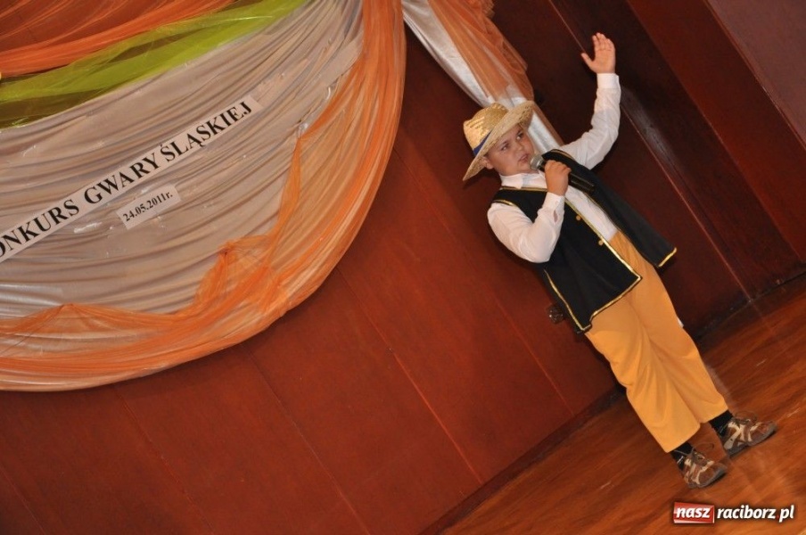 Zdjęcie w galerii na portalu naszraciborz.pl: Po śląsku o Murzynku Bambo i lokomotywie wiadomości z regionu