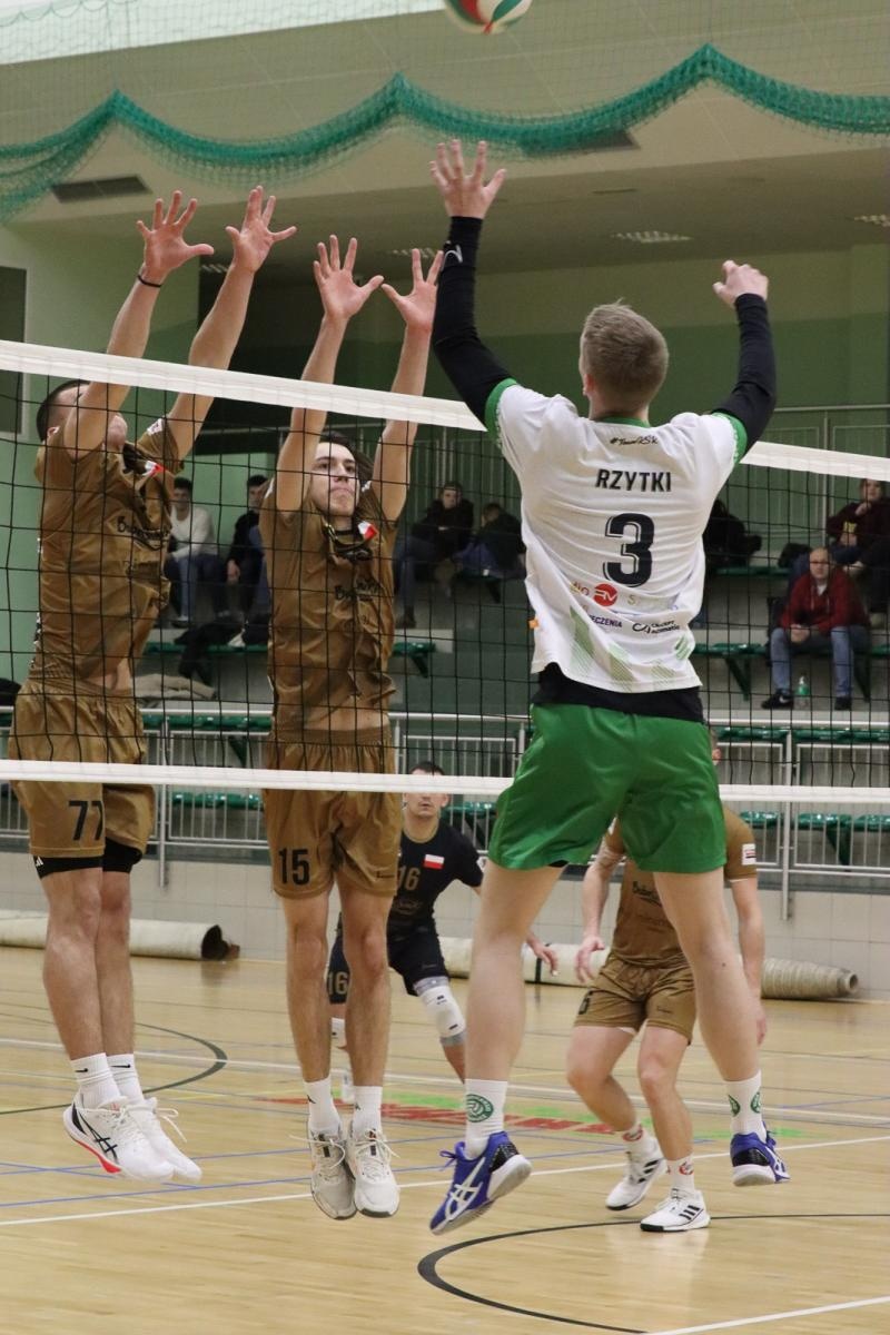 Zdjęcie w galerii na portalu naszraciborz.pl: Pewne zwycięstwo siatkarzy z Raciborza [FOTO] wiadomości z regionu