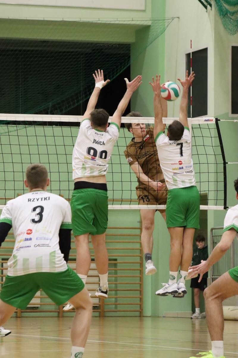 Zdjęcie w galerii na portalu naszraciborz.pl: Pewne zwycięstwo siatkarzy z Raciborza [FOTO] wiadomości z regionu