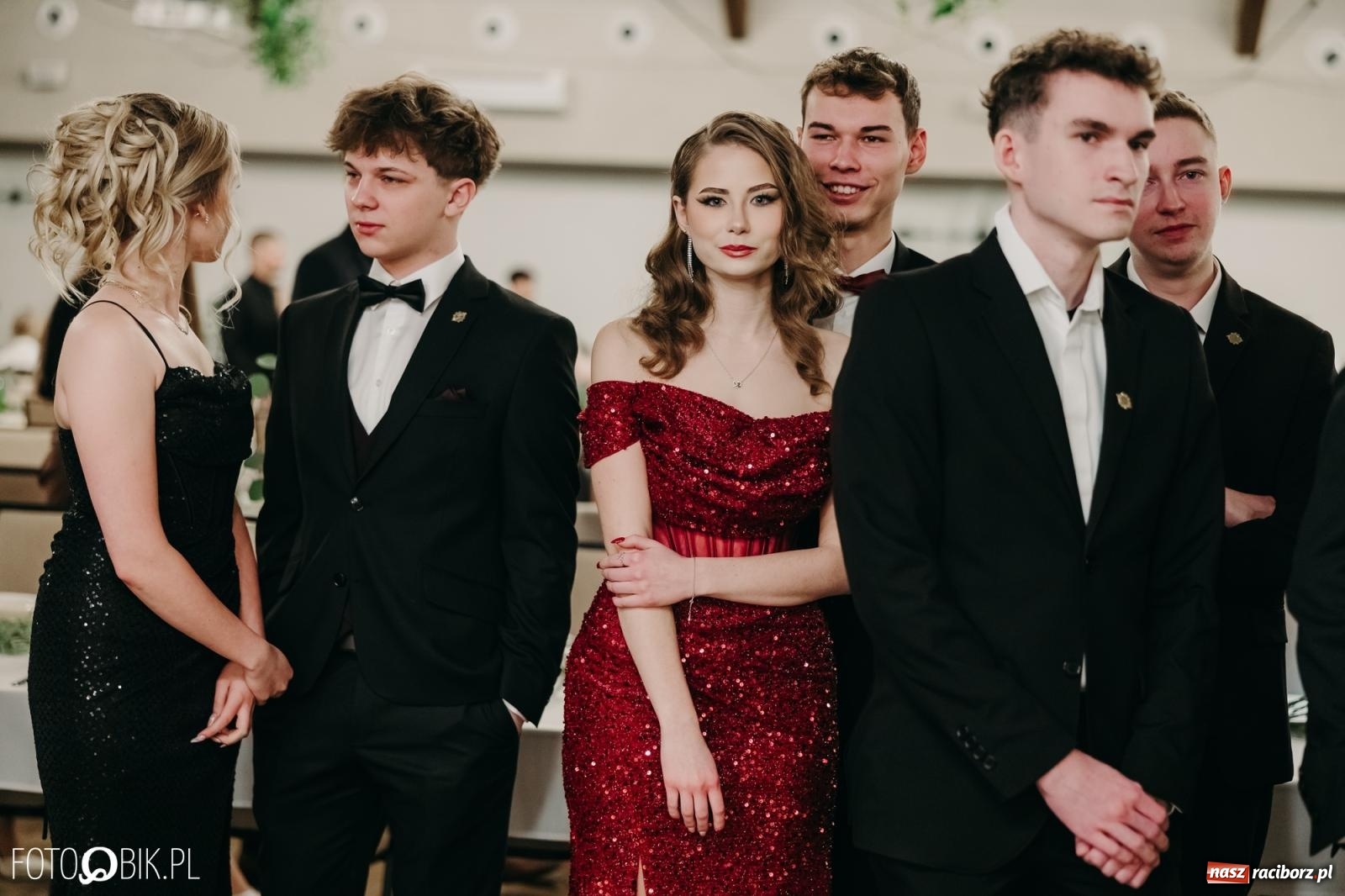 Zdjęcie w galerii na portalu naszraciborz.pl: Studniówka raciborskiego Mechanika na bis. Jeden bal, dwa fotoreportaże [FOTO i WIDEO] wiadomości z regionu