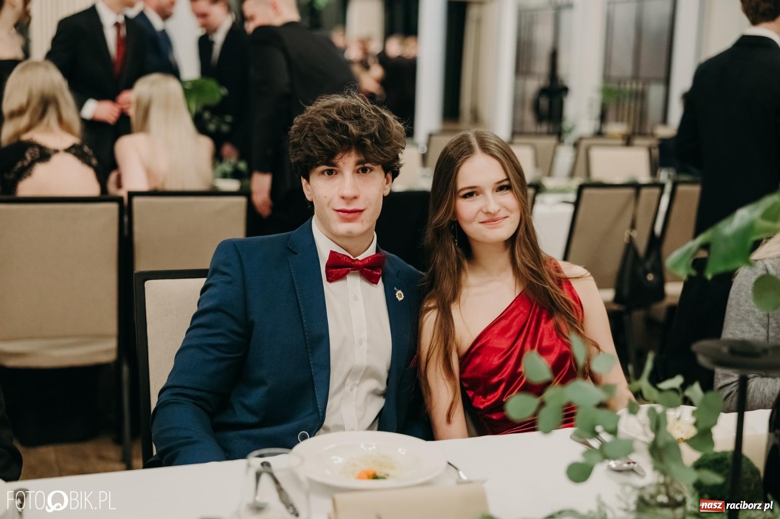 Zdjęcie w galerii na portalu naszraciborz.pl: Studniówka raciborskiego Mechanika na bis. Jeden bal, dwa fotoreportaże [FOTO i WIDEO] wiadomości z regionu