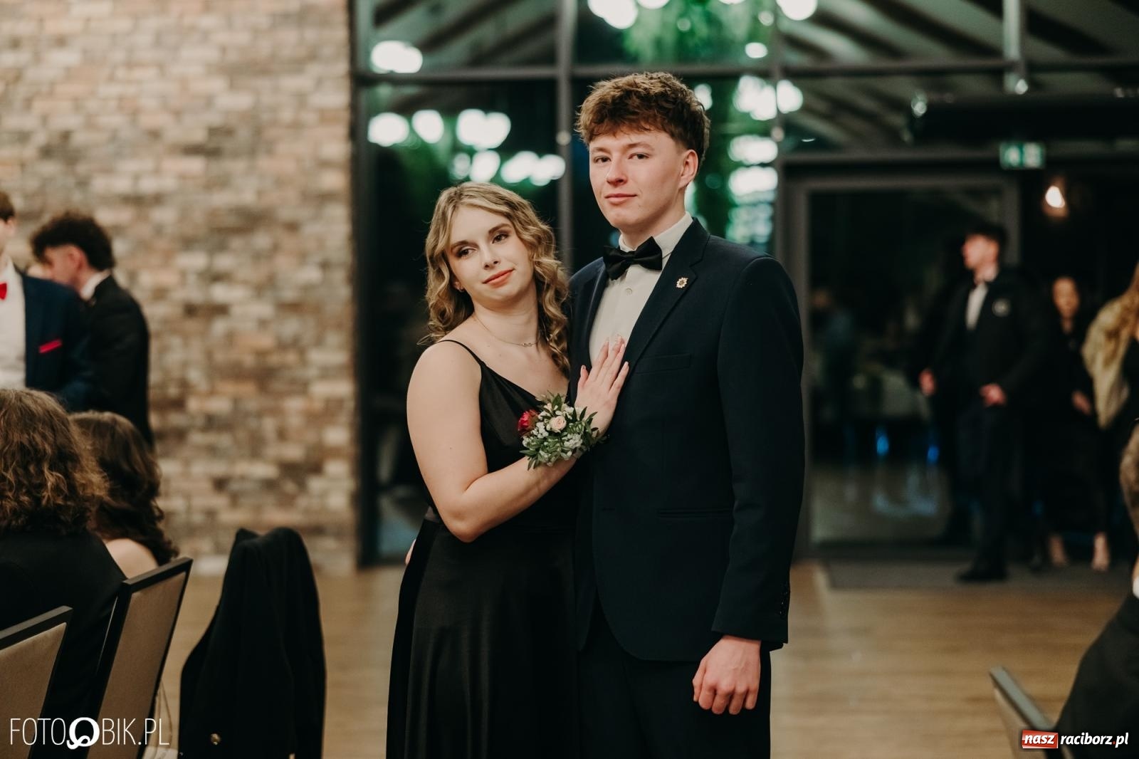 Zdjęcie w galerii na portalu naszraciborz.pl: Studniówka raciborskiego Mechanika na bis. Jeden bal, dwa fotoreportaże [FOTO i WIDEO] wiadomości z regionu