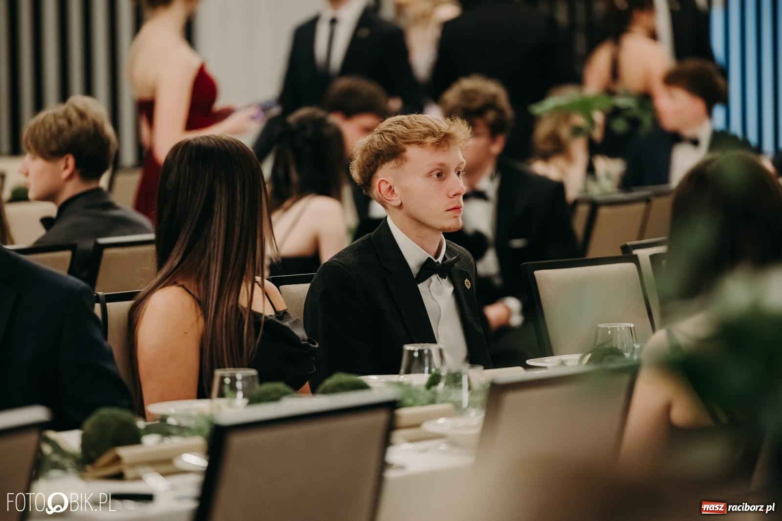 Zdjęcie w galerii na portalu naszraciborz.pl: Studniówka raciborskiego Mechanika na bis. Jeden bal, dwa fotoreportaże [FOTO i WIDEO] wiadomości z regionu