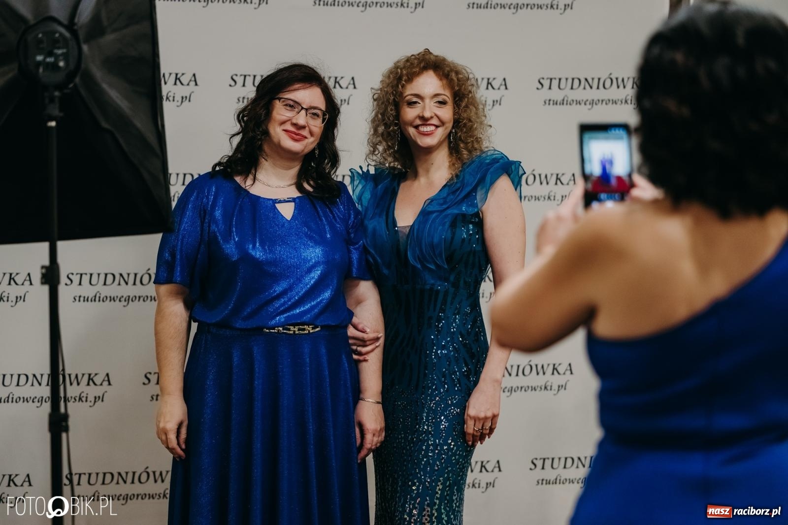 Zdjęcie w galerii na portalu naszraciborz.pl: Studniówka raciborskiego Mechanika na bis. Jeden bal, dwa fotoreportaże [FOTO i WIDEO] wiadomości z regionu