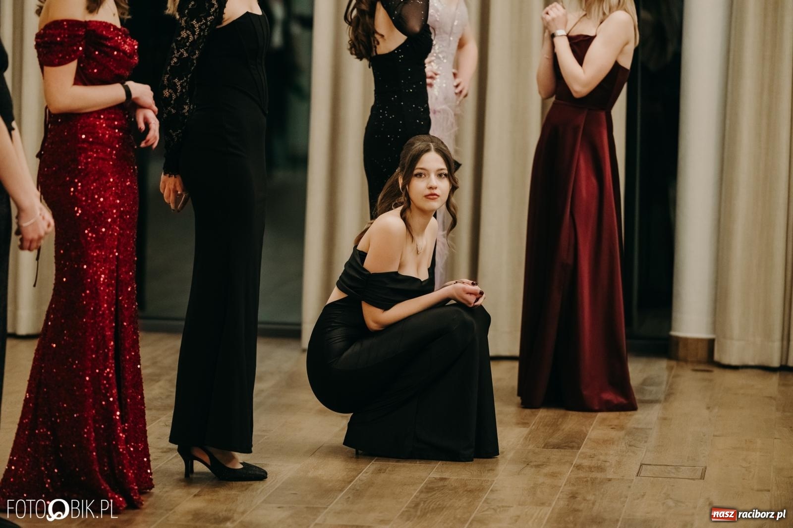 Zdjęcie w galerii na portalu naszraciborz.pl: Studniówka raciborskiego Mechanika na bis. Jeden bal, dwa fotoreportaże [FOTO i WIDEO] wiadomości z regionu