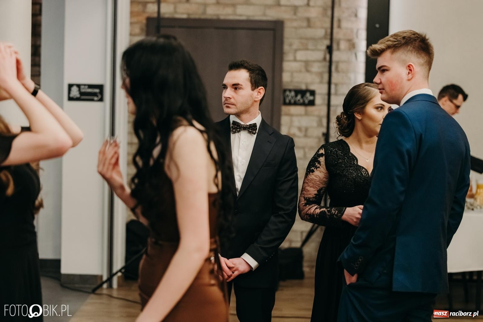 Zdjęcie w galerii na portalu naszraciborz.pl: Studniówka raciborskiego Mechanika na bis. Jeden bal, dwa fotoreportaże [FOTO i WIDEO] wiadomości z regionu