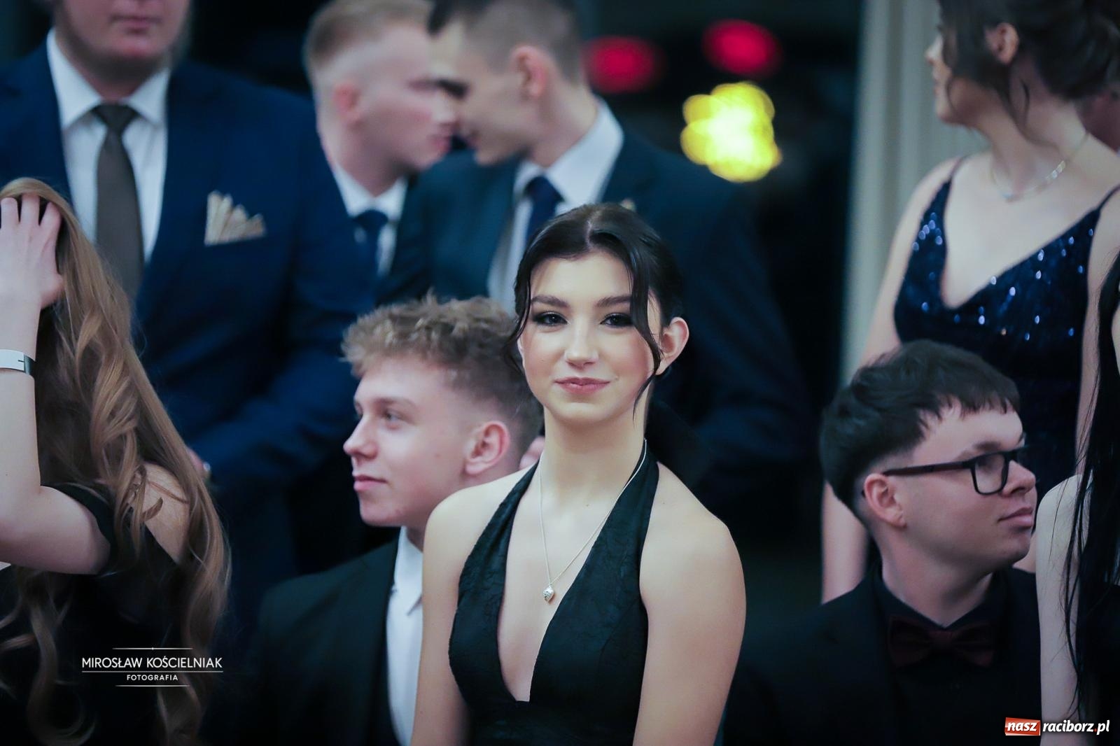 Zdjęcie w galerii na portalu naszraciborz.pl: Studniówka raciborskiego Mechanika – wszystkie klasy bawią się wspólnie [FOTO i WIDEO] wiadomości z regionu