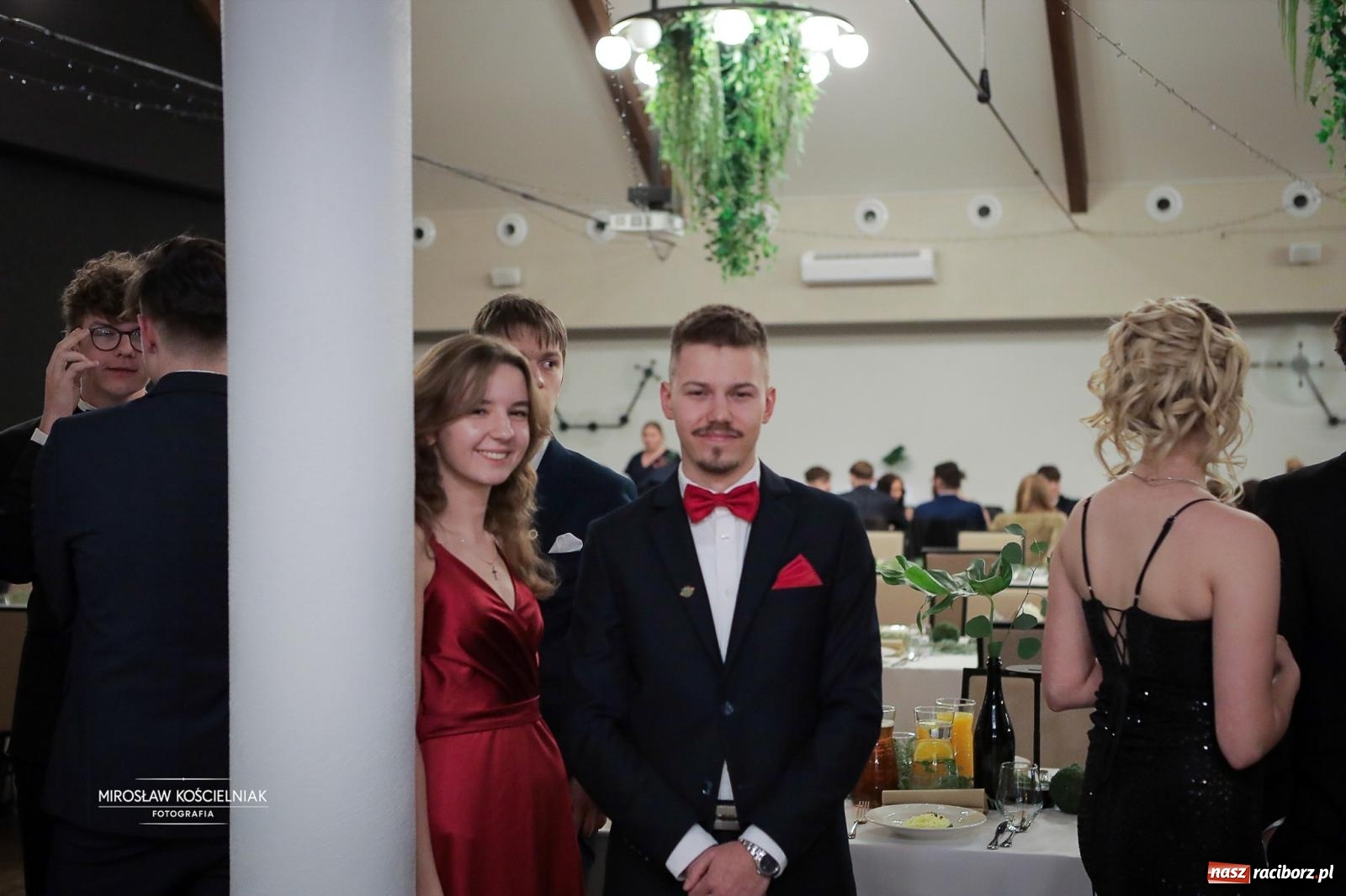 Zdjęcie w galerii na portalu naszraciborz.pl: Studniówka raciborskiego Mechanika – wszystkie klasy bawią się wspólnie [FOTO i WIDEO] wiadomości z regionu